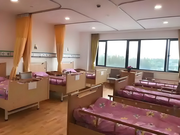 把户口签到深圳这么样_汪小菲带儿女到内蒙古,玥儿骑马他牵马 种生活态度快乐是一