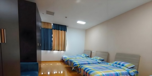 深圳入户公司_不会唱歌却开演唱会，58岁的郑伊健消费情怀？ 而又活在妻名以夫义生一起